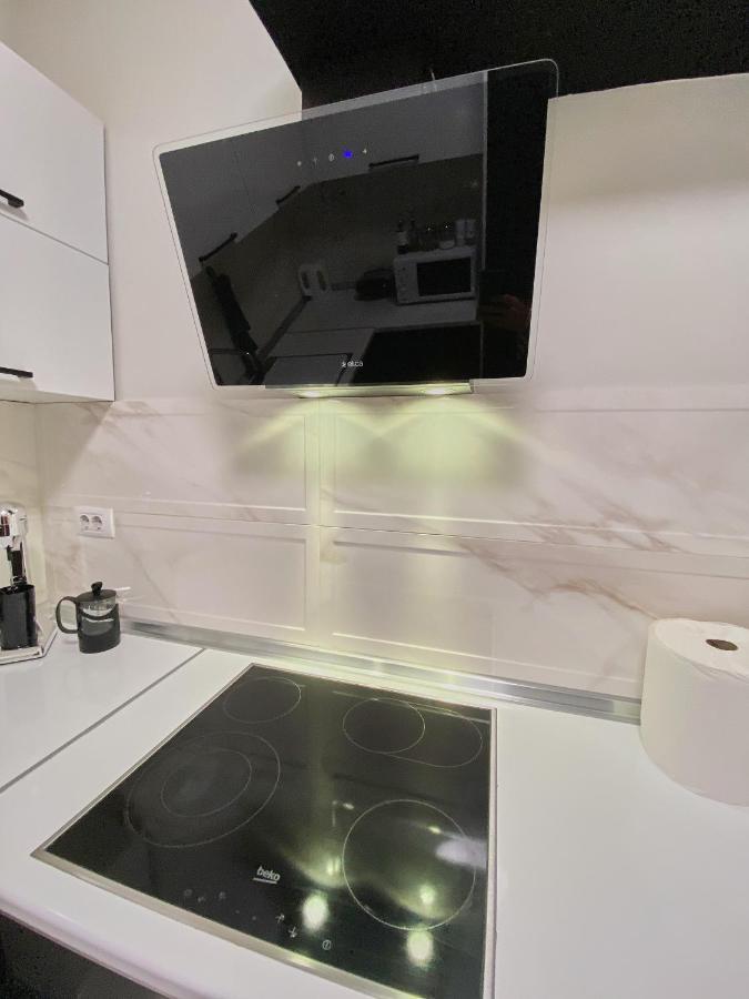 Stylish Apartment, Skopje Centre - Private Parking - Panoramic Views Εξωτερικό φωτογραφία
