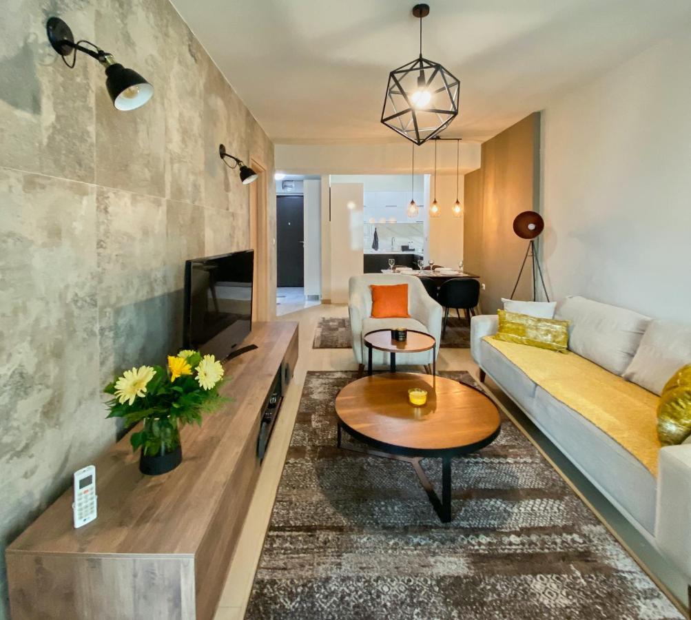 Stylish Apartment, Skopje Centre - Private Parking - Panoramic Views Εξωτερικό φωτογραφία