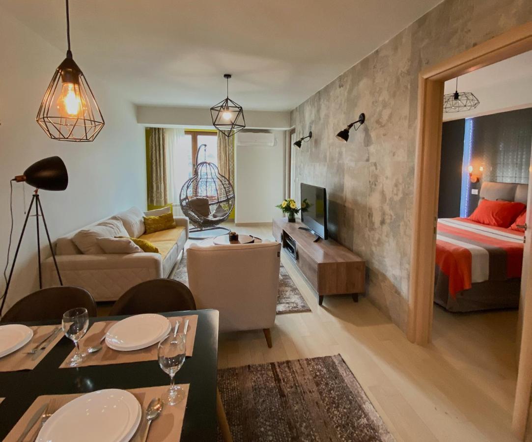 Stylish Apartment, Skopje Centre - Private Parking - Panoramic Views Εξωτερικό φωτογραφία