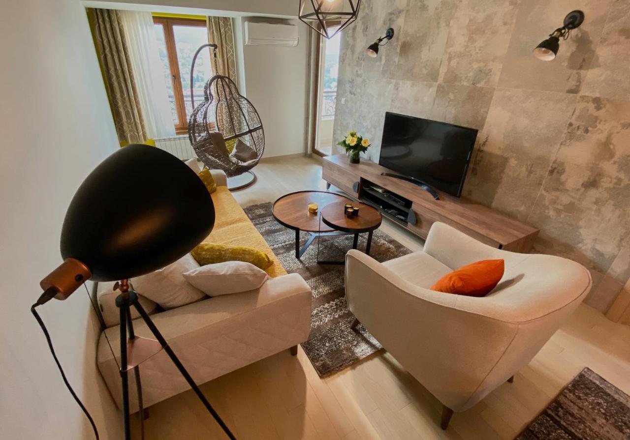 Stylish Apartment, Skopje Centre - Private Parking - Panoramic Views Εξωτερικό φωτογραφία