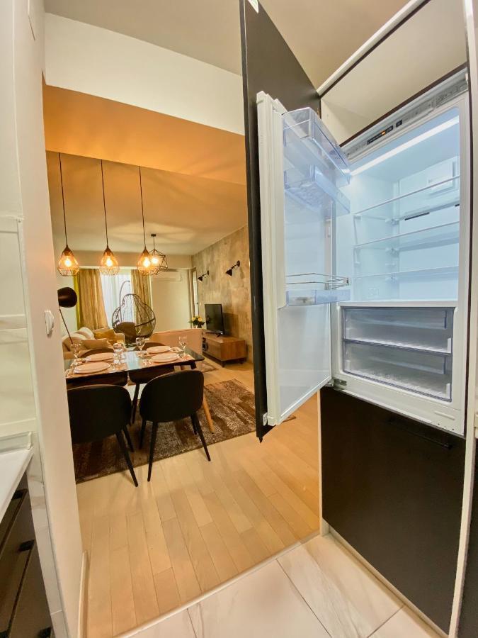 Stylish Apartment, Skopje Centre - Private Parking - Panoramic Views Εξωτερικό φωτογραφία