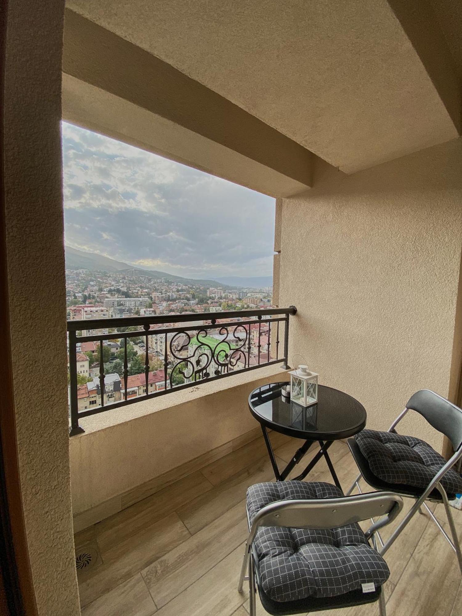 Stylish Apartment, Skopje Centre - Private Parking - Panoramic Views Εξωτερικό φωτογραφία